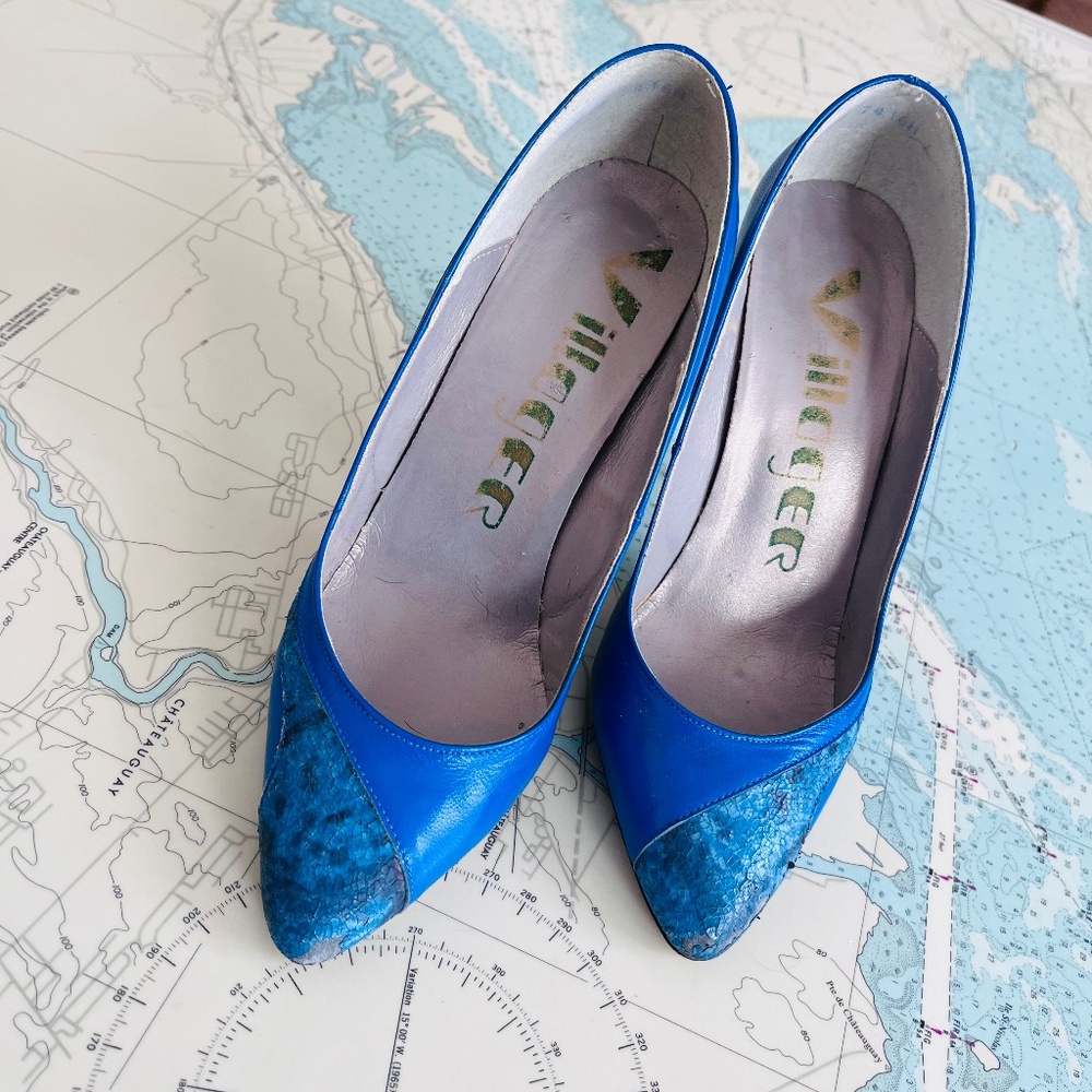 Vintage Blue Villager Leather Heels sz 6